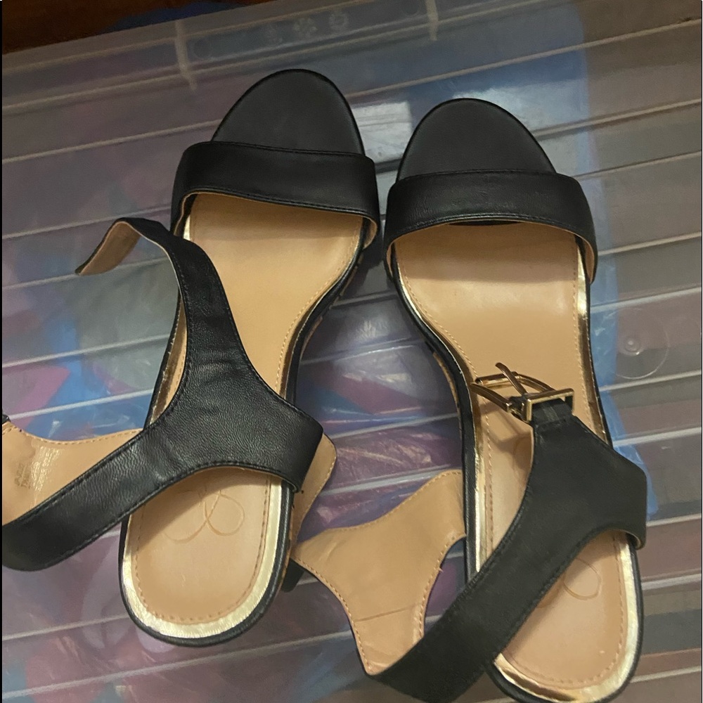 Woman’s Jessica Simpson wedges